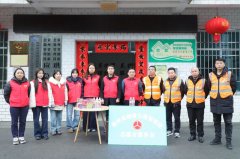 毕节公办理局：暖心办事护航春运